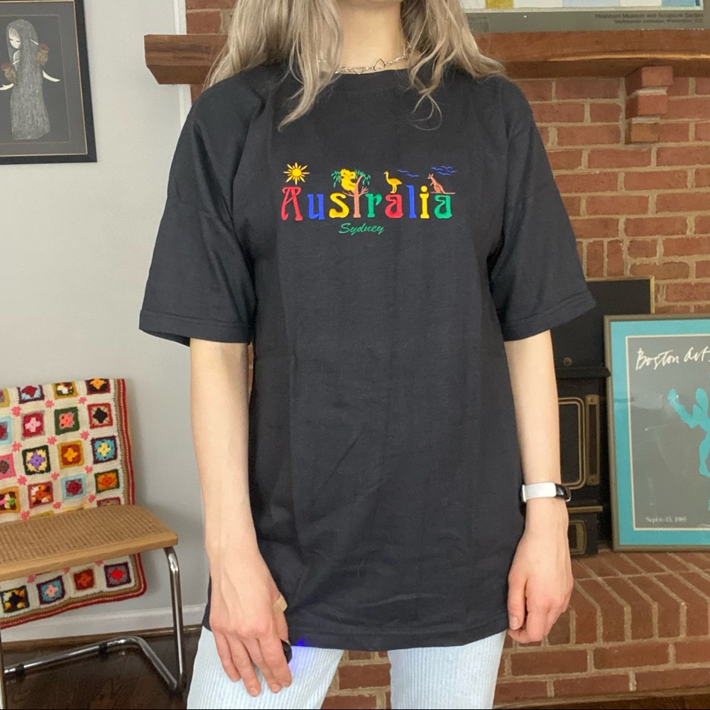 Vintage Y2K Australia Sydney Koala Kangaroo Sunny Embroidered Oversized … - Picture 2 of 10